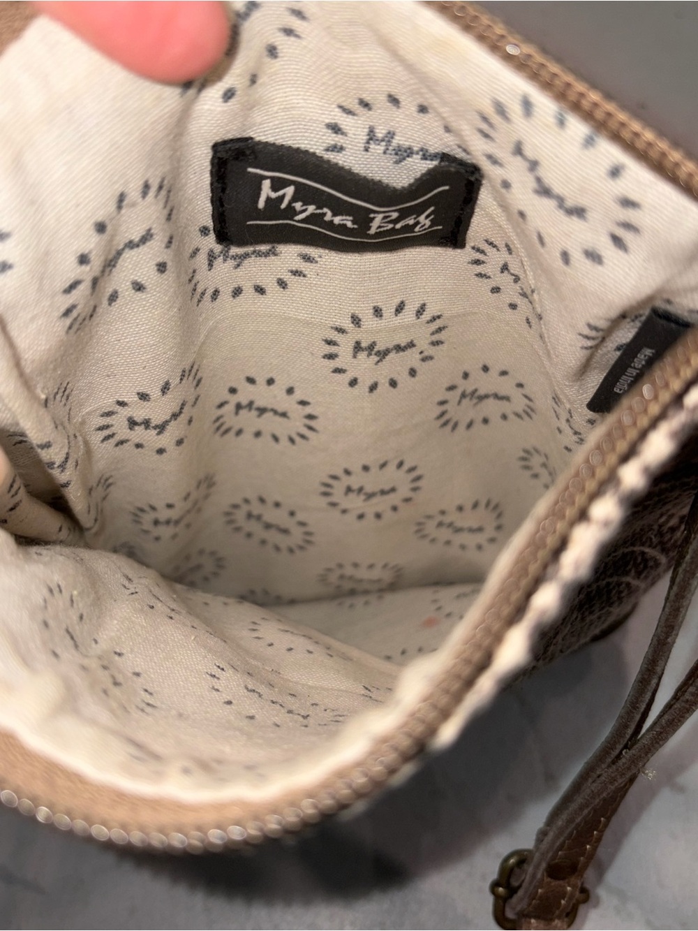 Myra Bag Timeless Canvas Crossbody Bag Purse - Picture 6 of 7